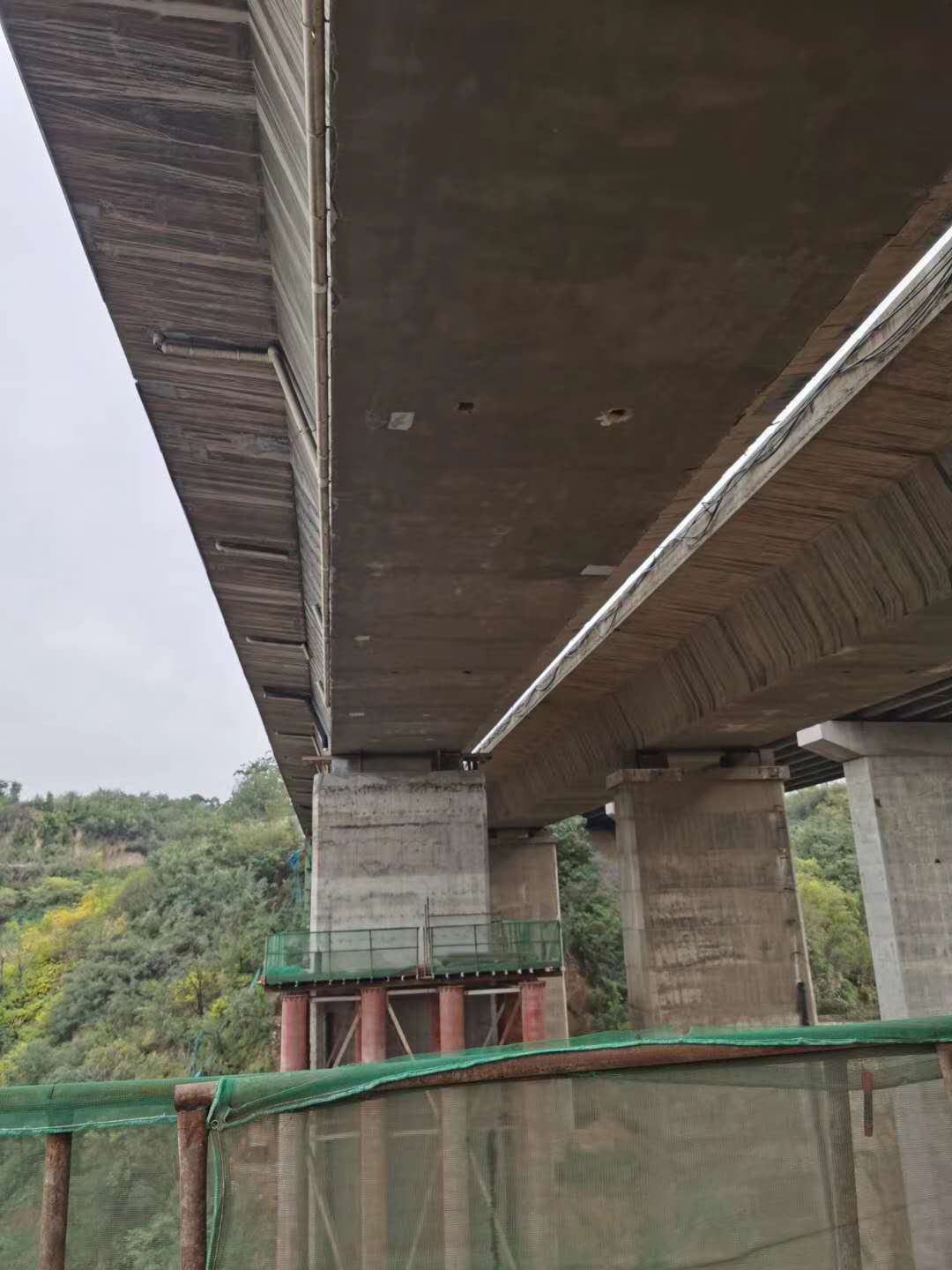 阜阳桥梁加固前制定可行设计方案图并用对施工方法